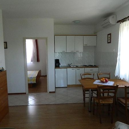 Apartments Skender Čižići Buitenkant foto