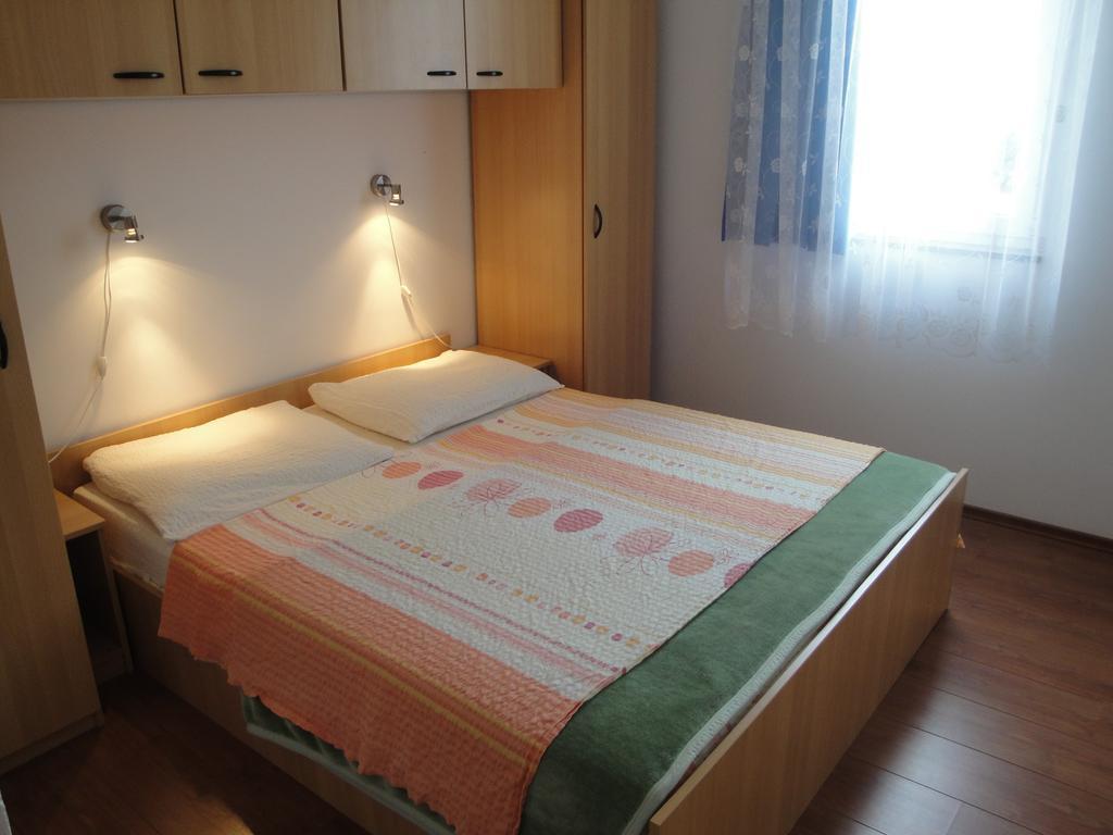 Apartments Skender Čižići Kamer foto