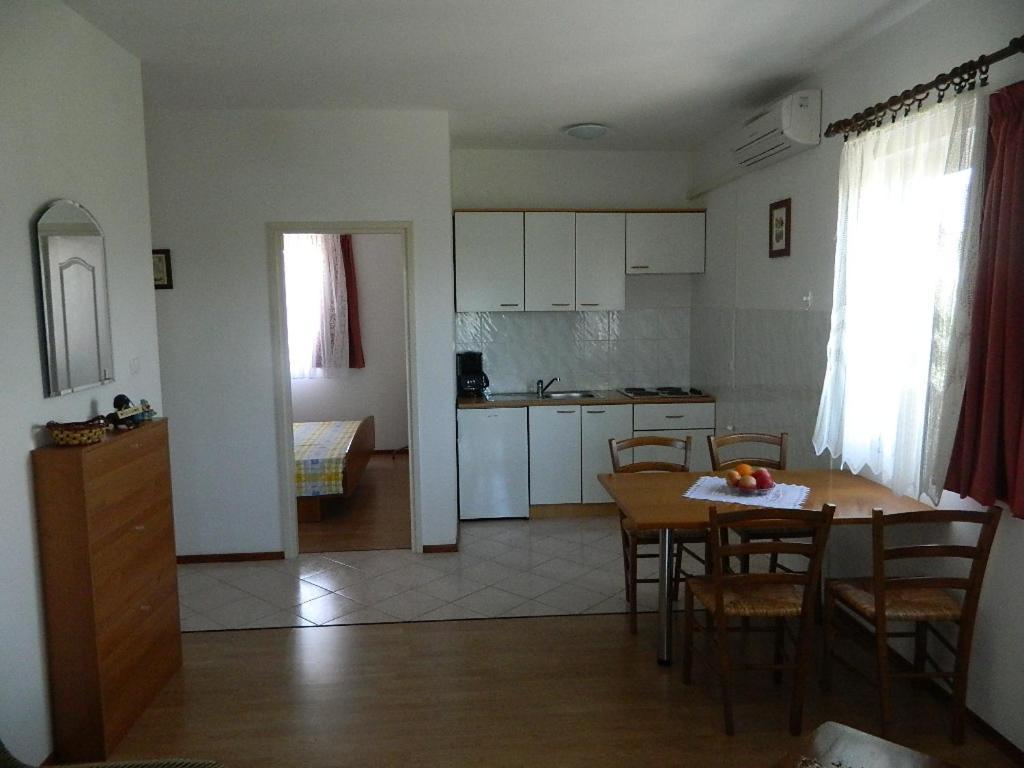 Apartments Skender Čižići Buitenkant foto